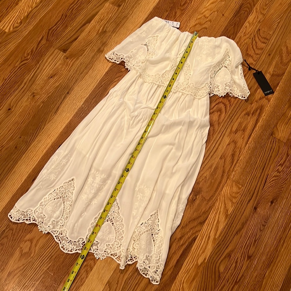 Forever21 S strapless embroidered dress NWT